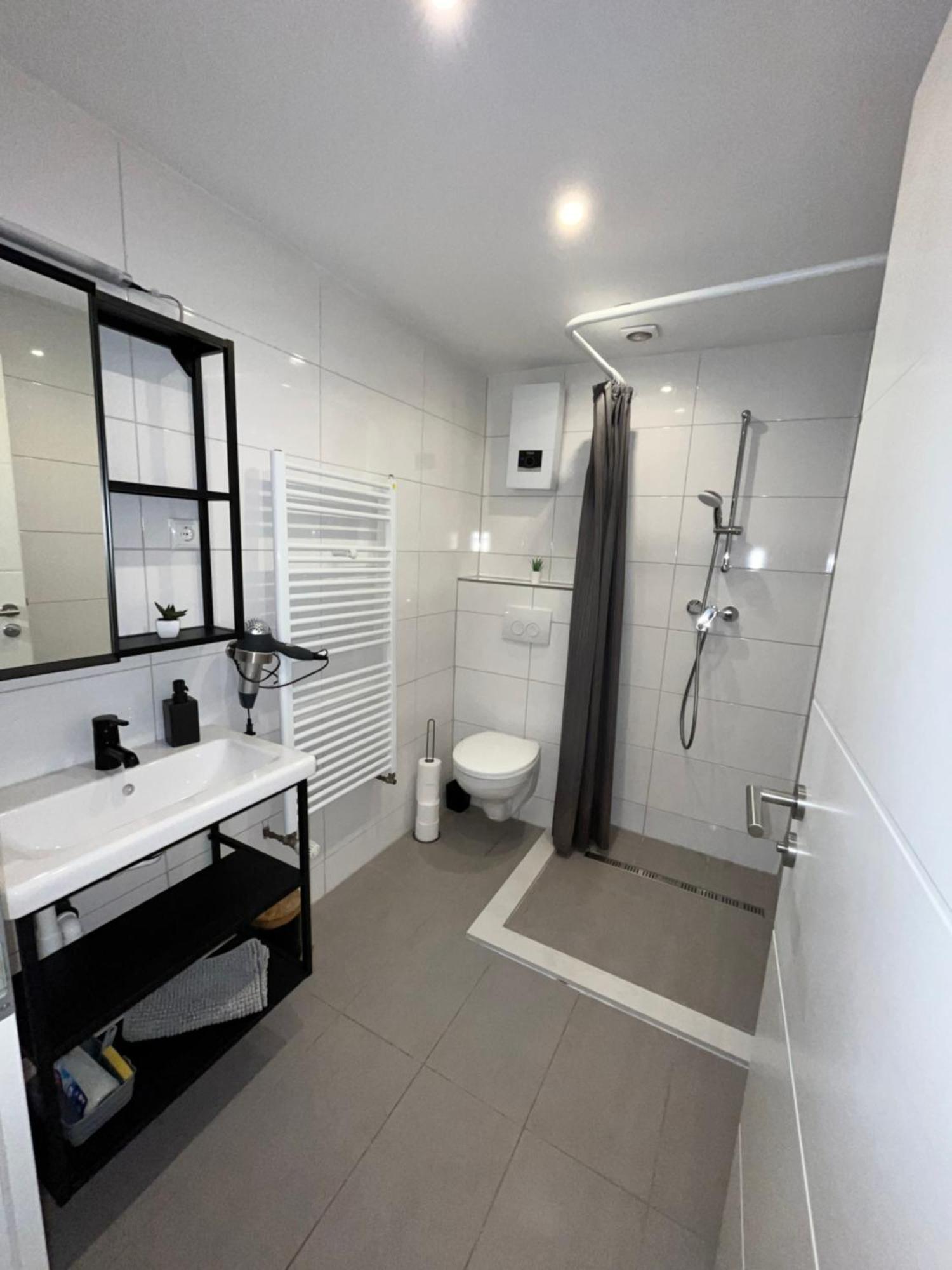Apartment Central 10B 40Qm Wi-Fi Free Parking Calm Back House Дортмунд Экстерьер фото